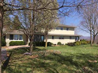 1097 Rinacas Corner Rd, Shenandoah, VA 22849