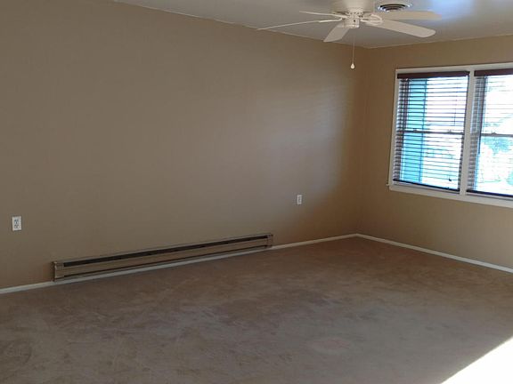 3rd image of 17 Westport Dr #71
