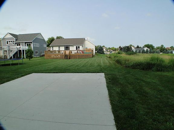 2nd image of 5262 Highland Dr