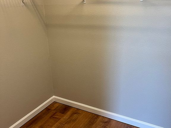 Yet another walk in closet