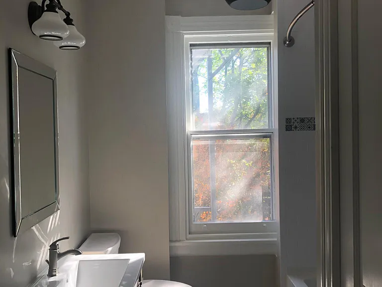 207 Cricket Ave #2 — Photo 5