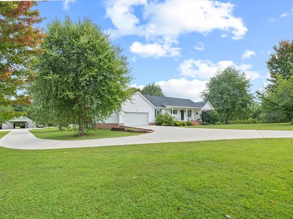 206 Clearfield Ln, Cookeville, TN 38506