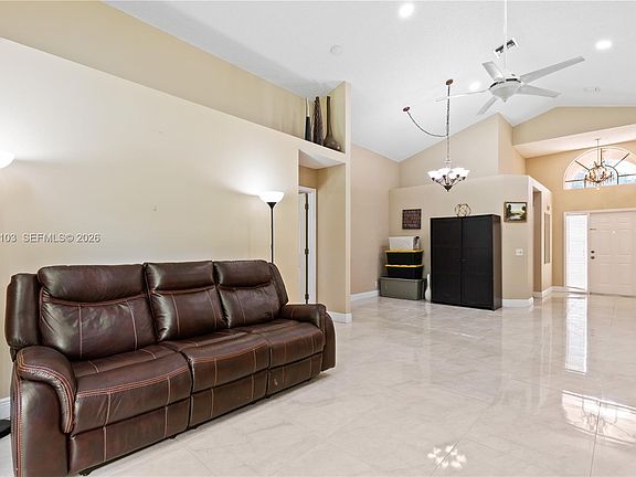 5th image of 11637 NW 3rd Dr