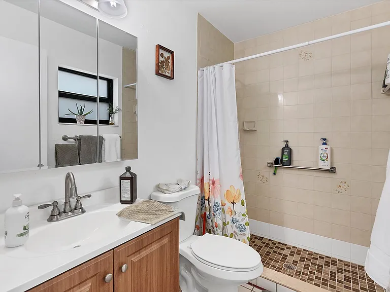 4732 Blackberry Dr — Photo 10
