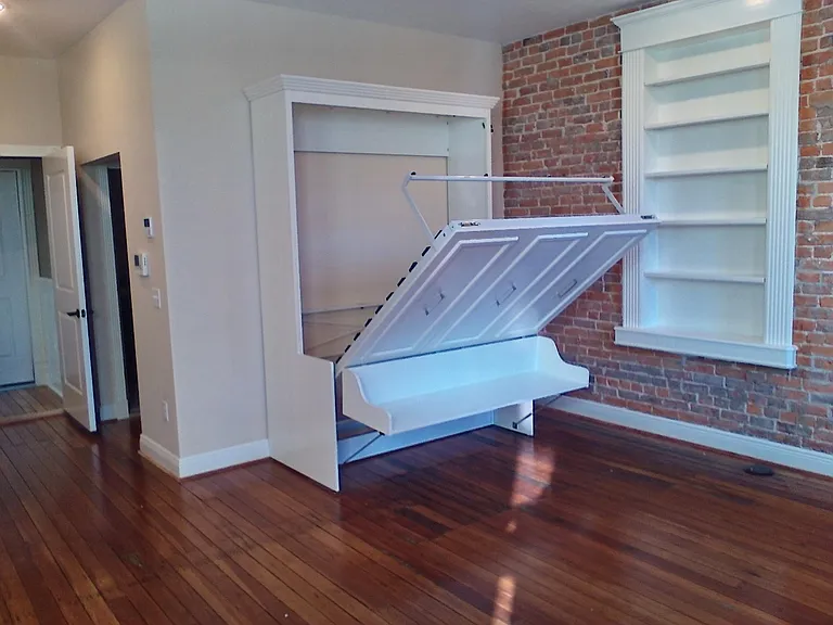 114 E University St #7 — Photo 6
