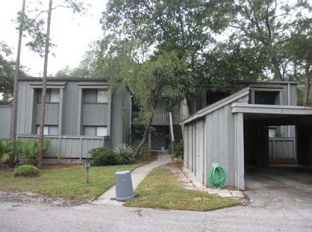 1st image of 239 Crown Oaks Way