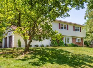 79 Ashburn Rd, Wayne, NJ 07470