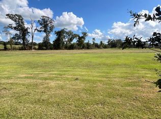 100 Leatherback Ln, Broussard, LA 70518