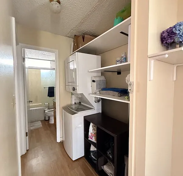 1526 Kewalo St #9 — Photo 6