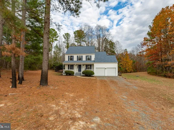 86 Debbie Dr, Fredericksburg, VA 22406