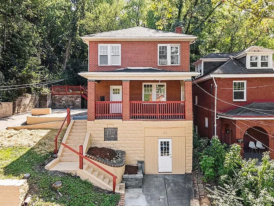 144 Sumner Ave