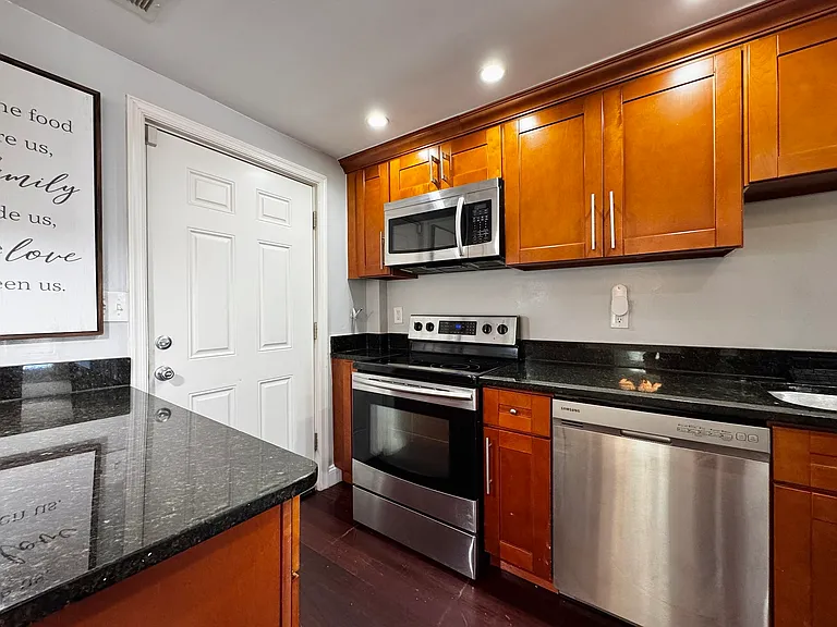 7617 Allendale Dr — Photo 21