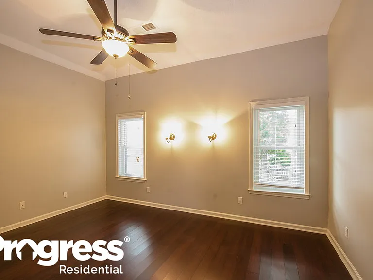 8595 Bell Ridge Dr — Photo 10