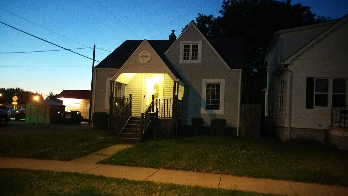 4 bed, 2.5 bath, 1436 sqft, $1,800 — Photo 3