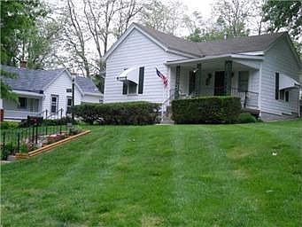 3rd image of 1301 Columbia Ave