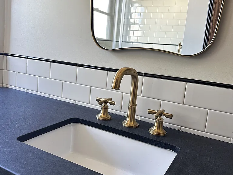 119 S Flores St #1/2 — Photo 14