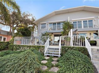 246 Dolphin Point, Clearwater, FL 33767