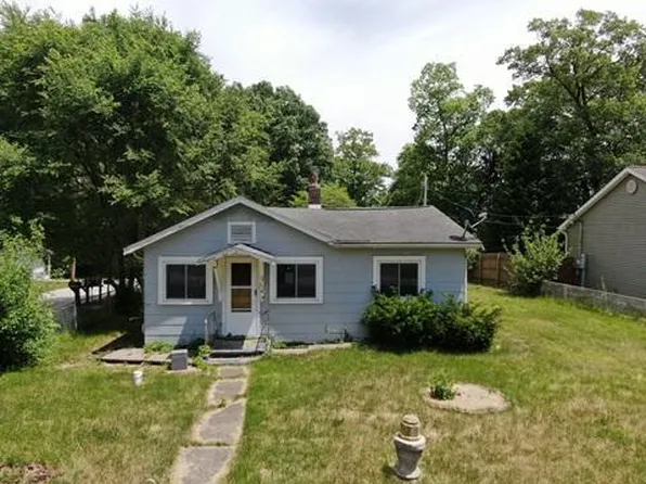 11139 E Kanney Ave, Walkerton, IN 46574