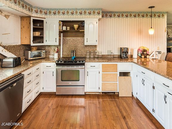 3rd image of 2617 Southridge Dr