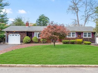 318 Riviera Dr, Forked River, NJ 08731