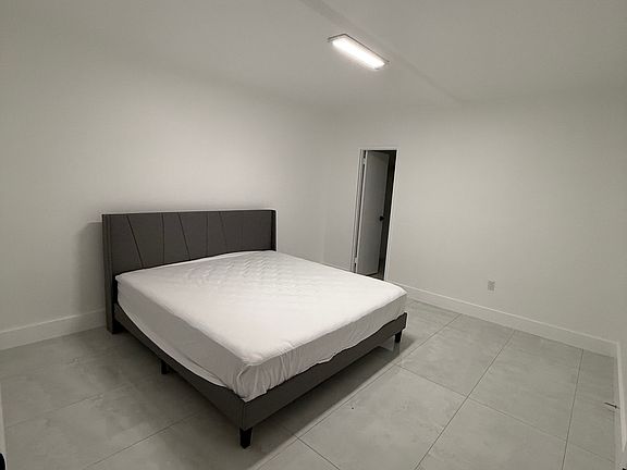 3rd image of 10185 Collins Ave APT 209