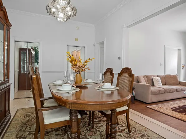 393 Fairmount Avenue image 8 of 41