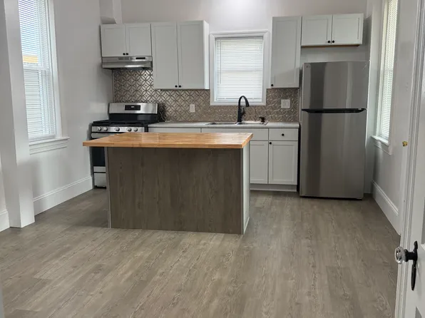 529 S Albemarle St Floor 1, York, PA 17403