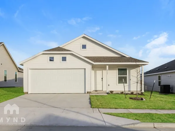 2737 Center Creek Ln, Fort Worth, TX 76108