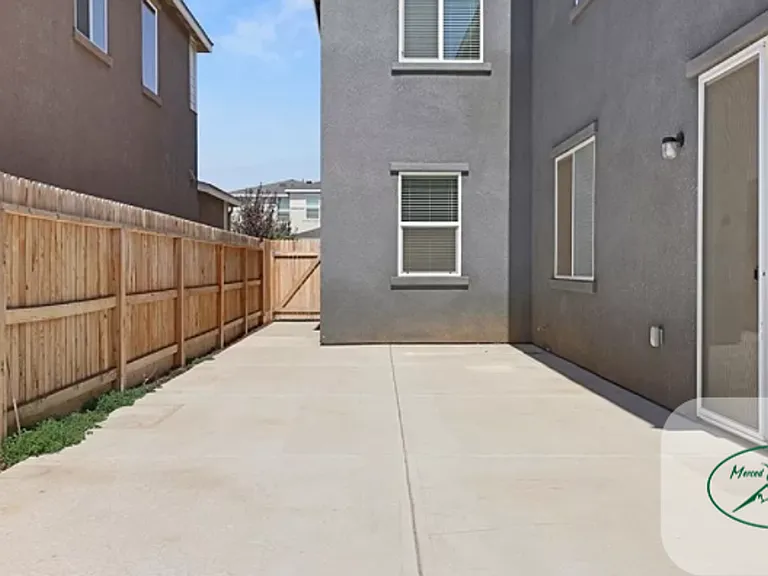 2346 Vaca Way — Photo 49