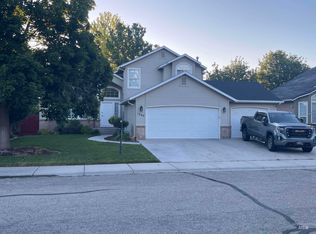 1344 N Crestmont Dr, Meridian, ID 83642