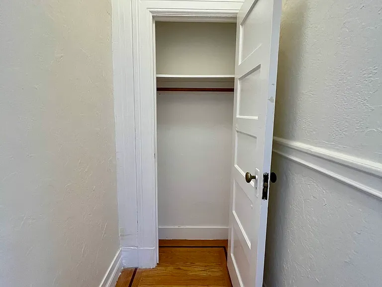 2127 Fillmore St #17 — Photo 5