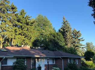 15 Audubon Dr, Amherst, NY 14226