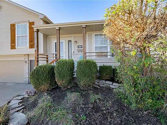 5th image of 10314 N Kensington Ct