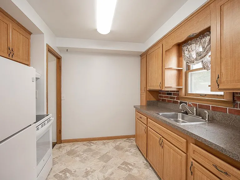 3832 Wallingford Rd — Photo 13