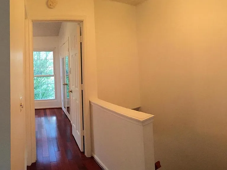 3010 McMaster Ct — Photo 15