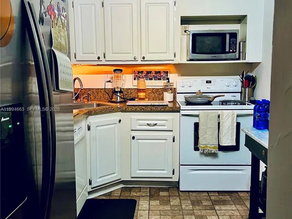 2100 Sans Souci Blvd #A1110, North Miami, FL 33181