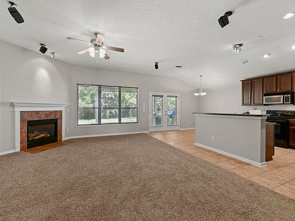 4th image of 13853 Fish Eagle Dr W