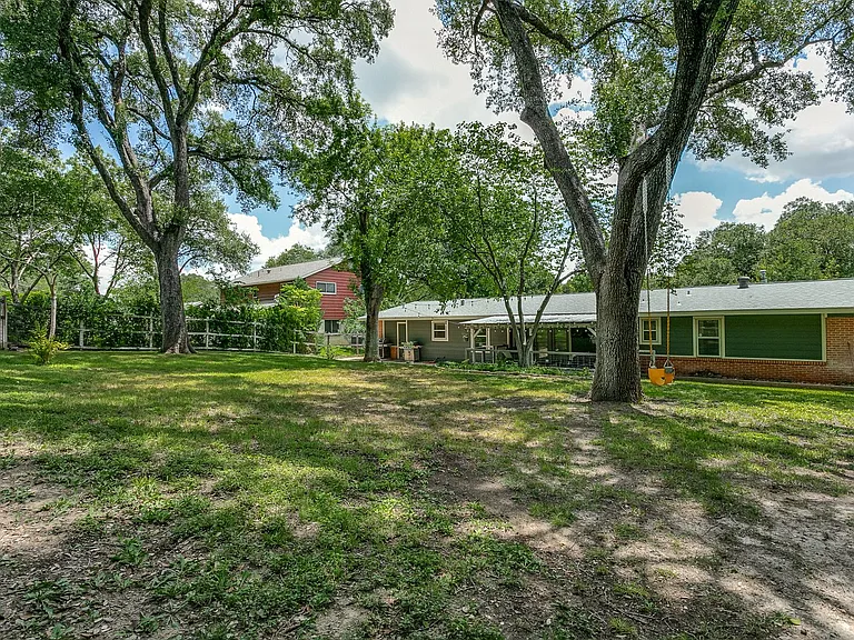 7407 Quail Run Dr — Photo 24