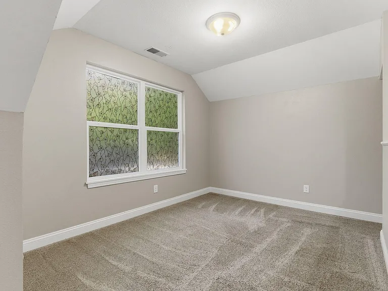 837 S Kentwood Ave — Photo 25