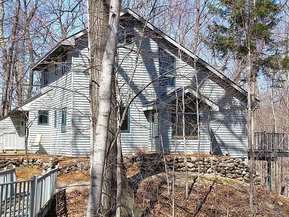 2nd image of 9561 Maple Tree ROAD