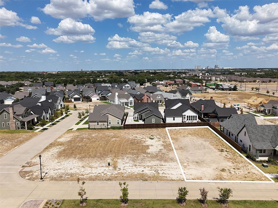 1st image of 409 Dylan Way