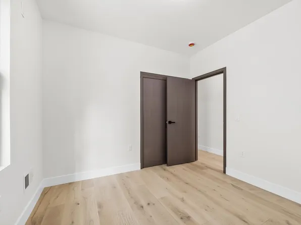 99 Thorne Street image 13 of 27