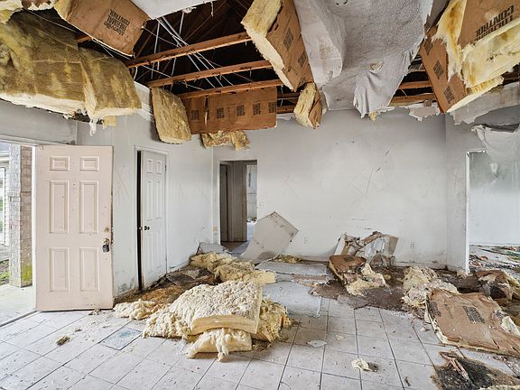 5th image of 605 Franklin Ct