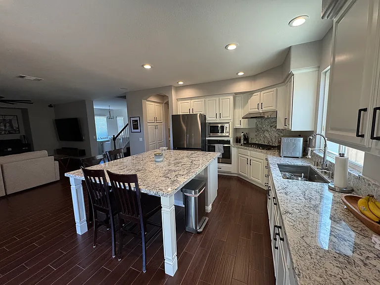 Gleneagles Dr — Photo 11