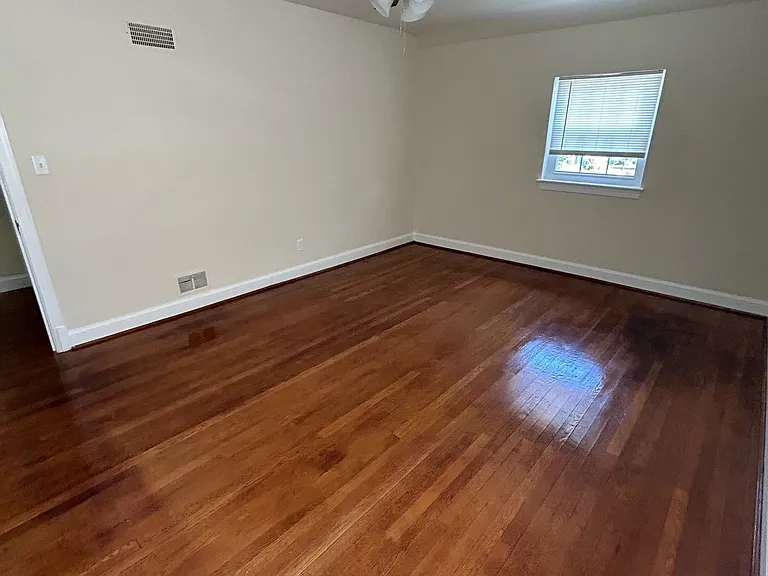5323 Wilson Blvd — Photo 6