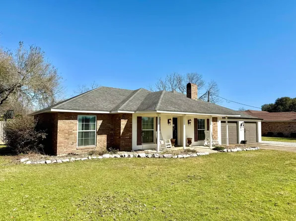 253 Bluebird Ln, Marksville, LA 71351
