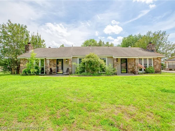 10118 Cambridge Pl, Fort Smith, AR 72903