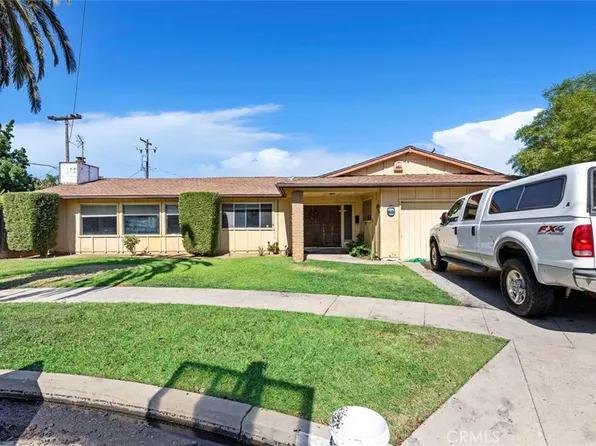 5693 N Raisina Ave, Fresno, CA 93710