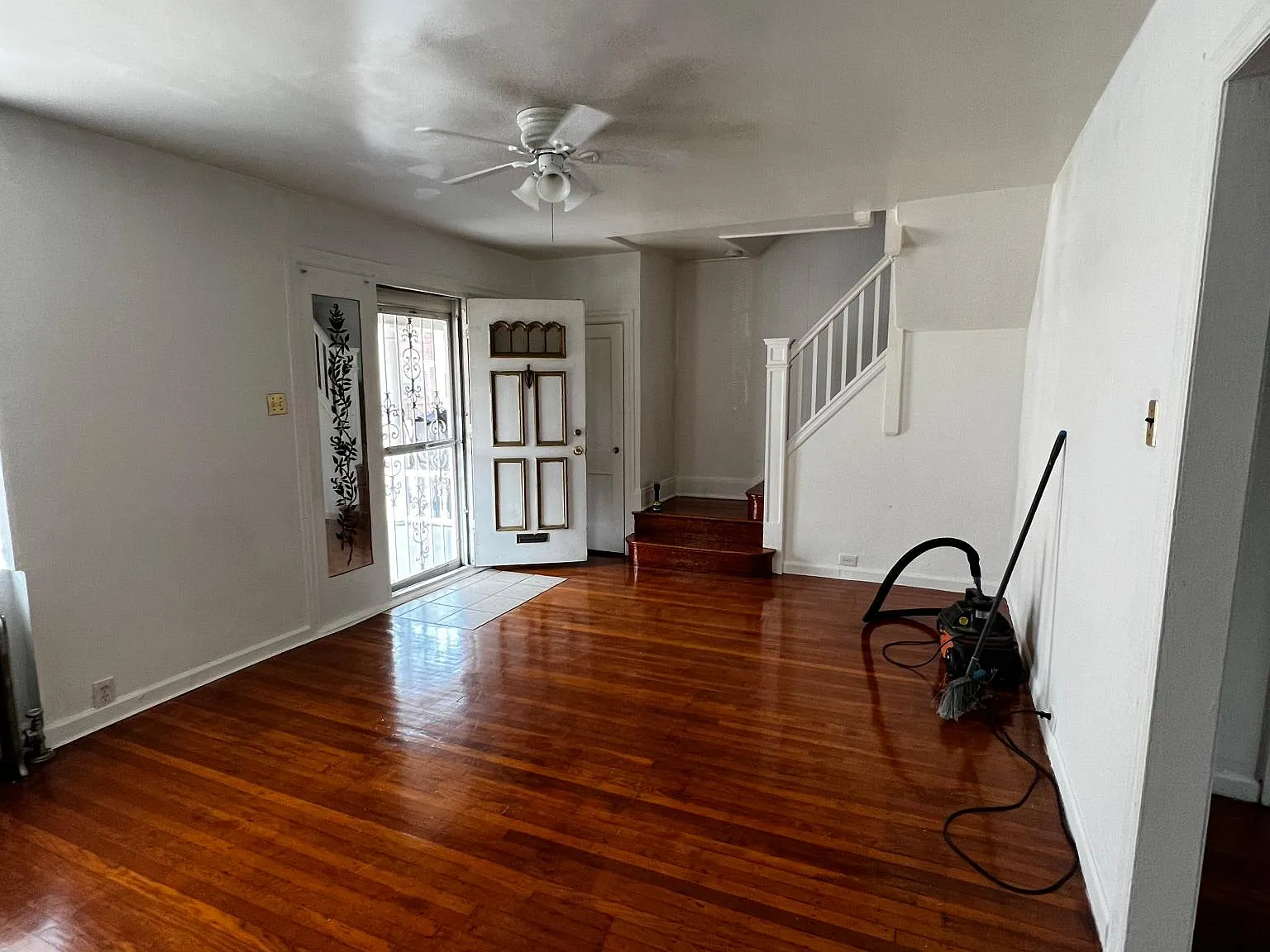 3 bed, 1192 sqft, $1,800 — Photo 4