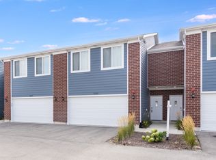 1035 Gillespie Ln #1038, Yorkville, IL 60560